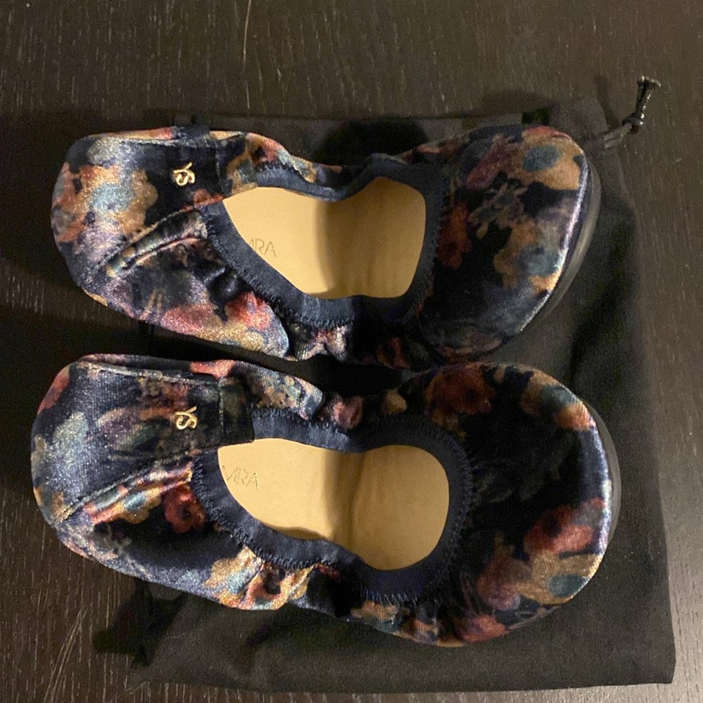 Navy floral flats